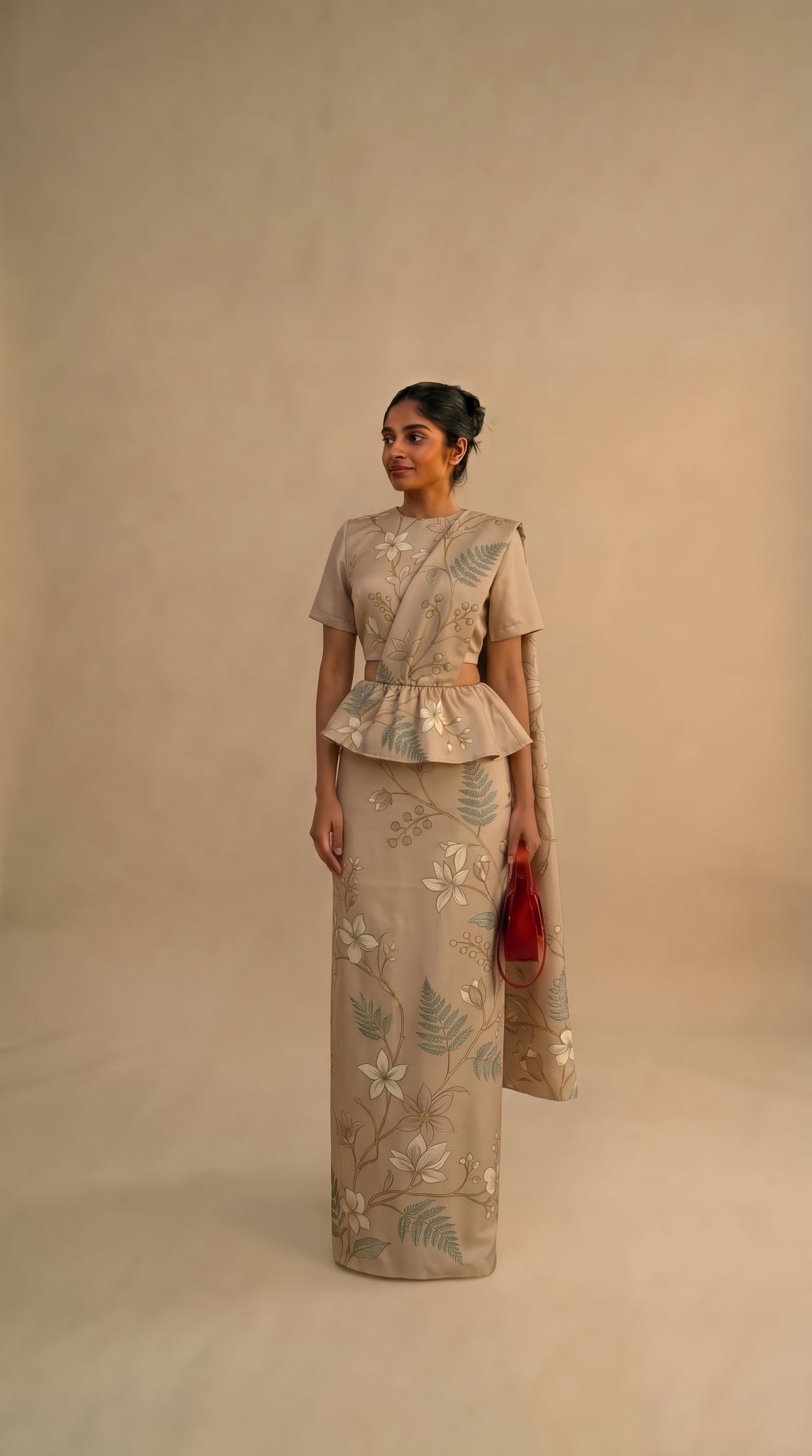 Ready made kandyan - Beige simple floral