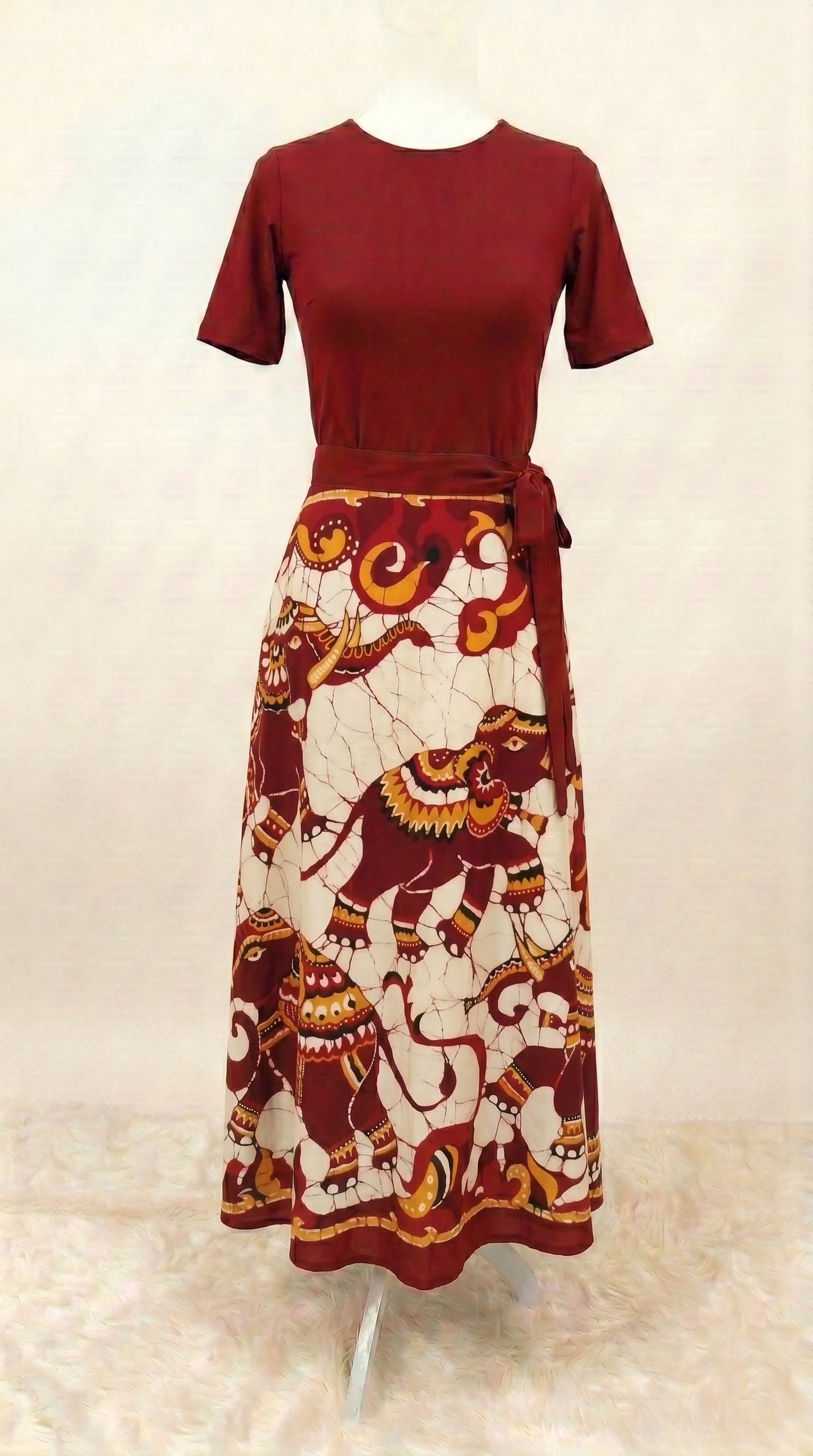 Wrap skirt - Red elephants
