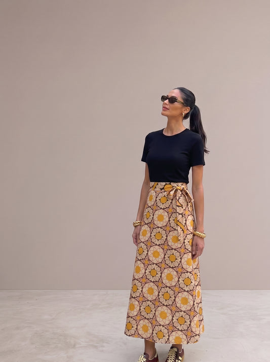 Wrap skirt - Traditional amber flower
