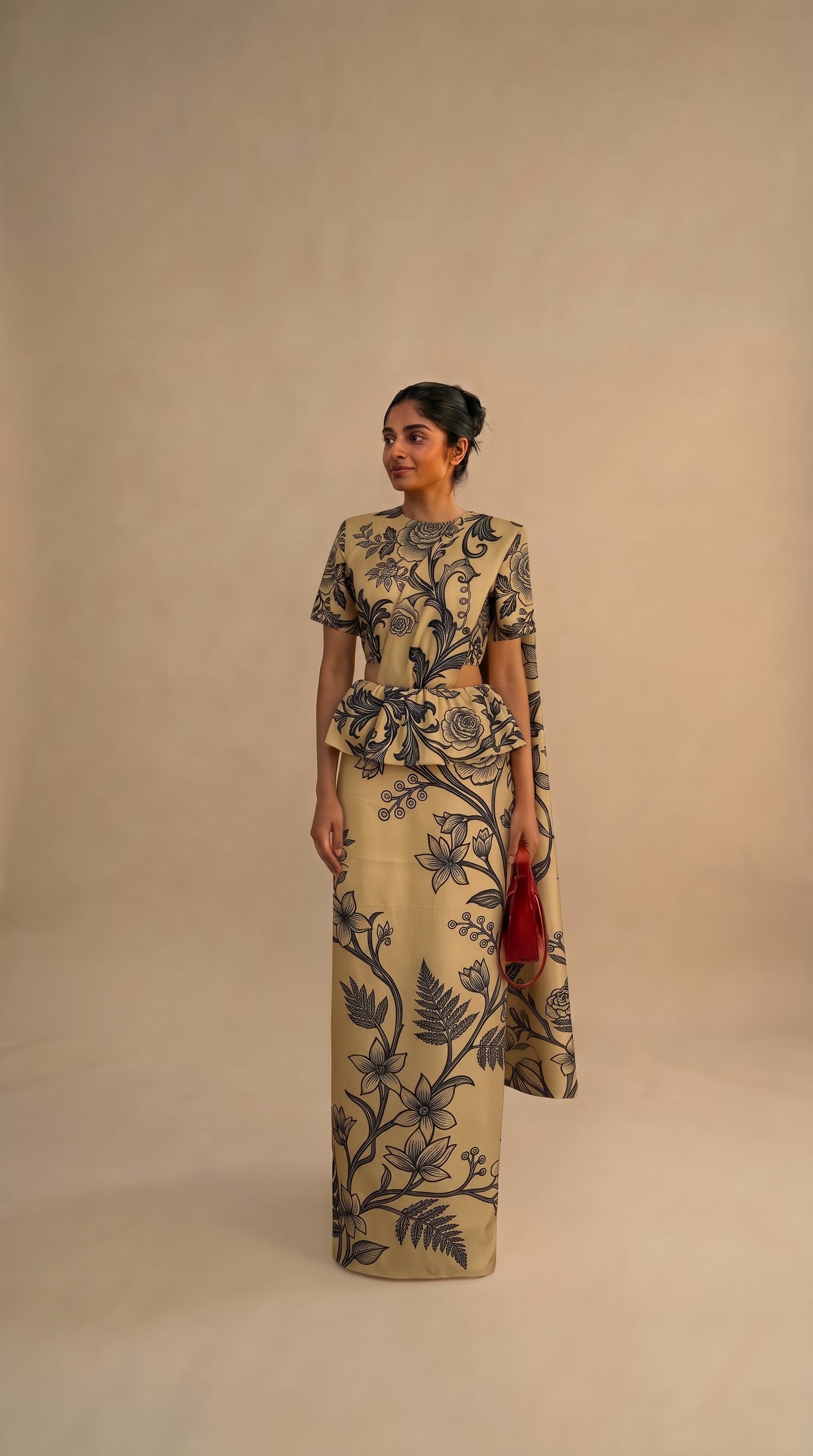 Ready made Kandyan - Beige black
