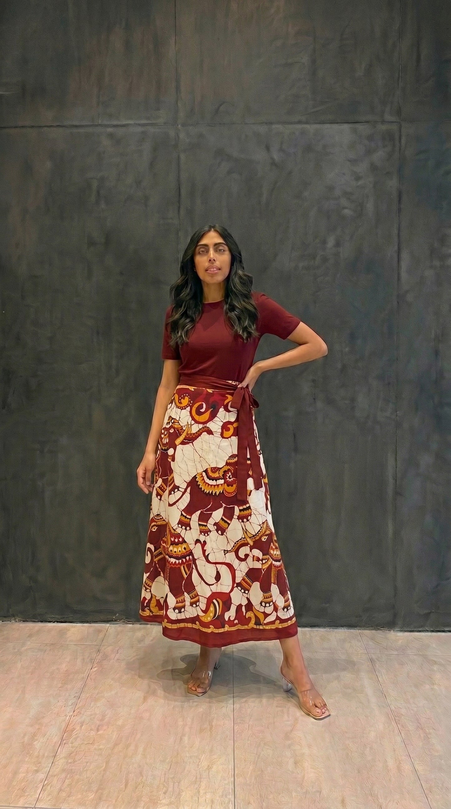 Wrap skirt - Red elephants