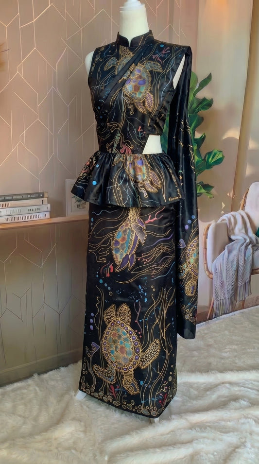 Ready made saree - Black Turtle
